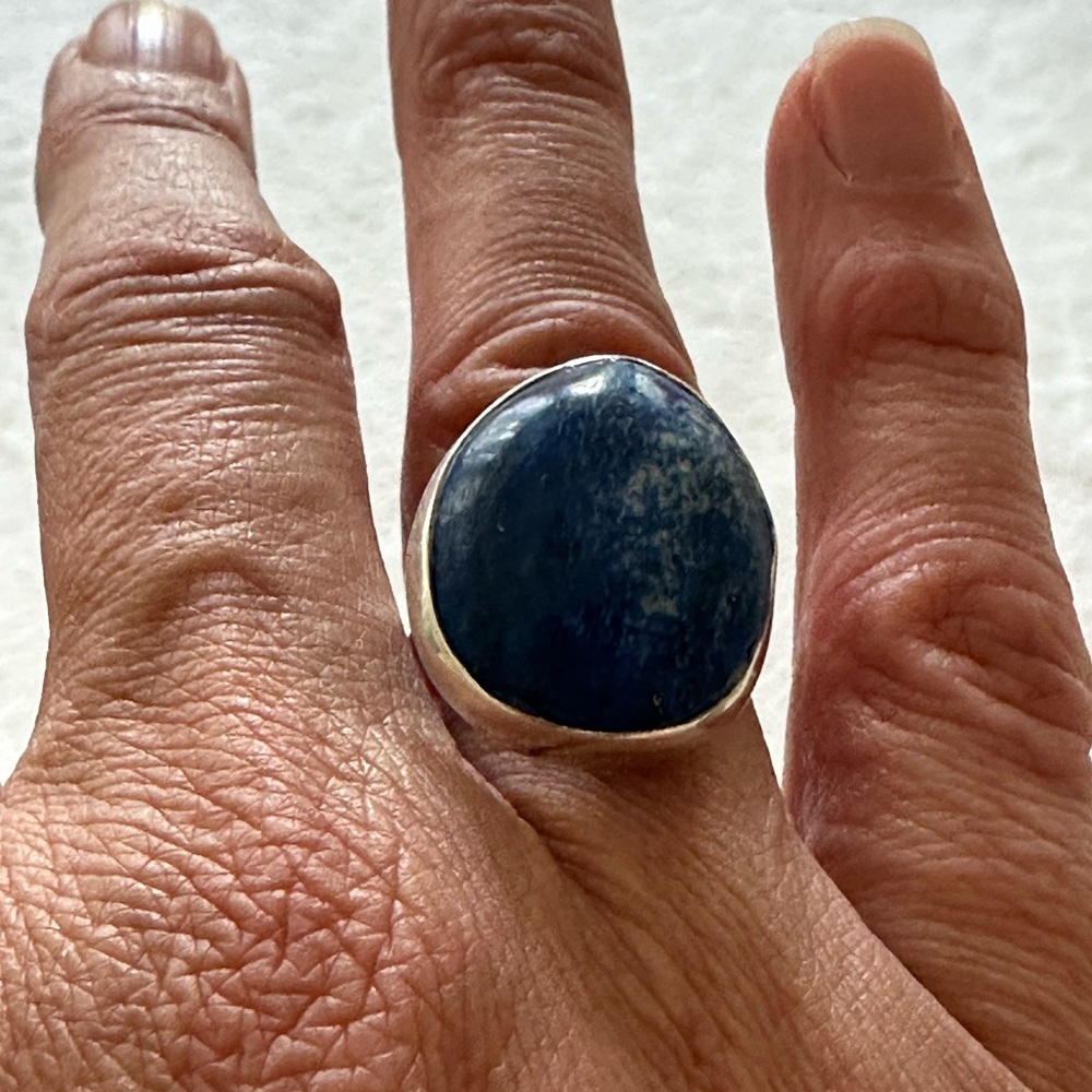 Lilly Barrack ring